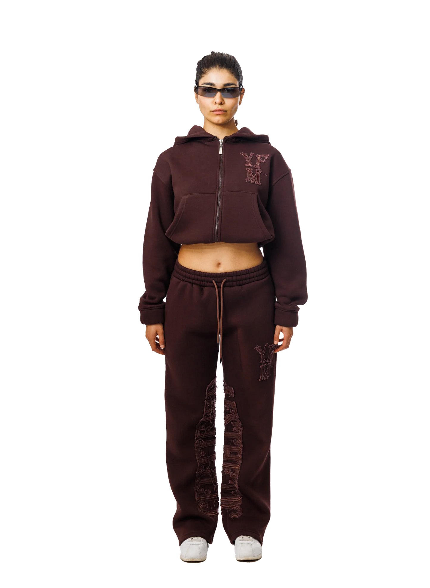 Conjunto Deportivo Gris Crop – Estilo Urbano con Actitud